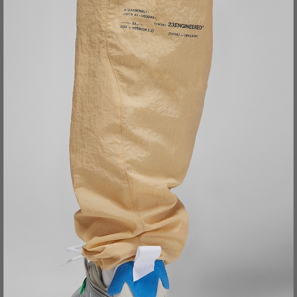 🥷🏿🥷🏿🥷🏿Nike Air Jordan 23 Engineered Repel Woven Jogger Pants DQ8066-252 - Picture 4 of 9